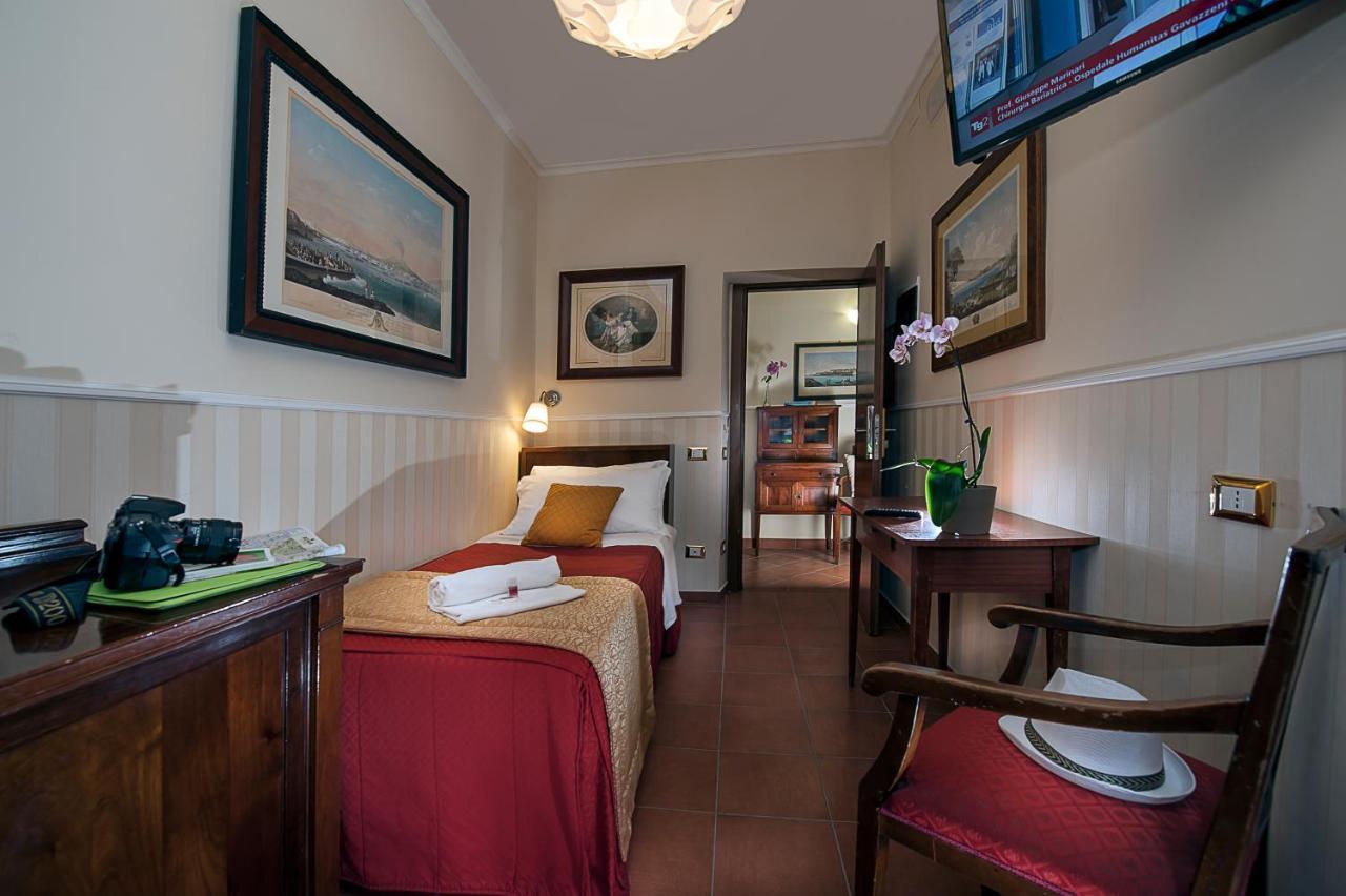 Budget Rooms Des Artistes Rom Exterior foto