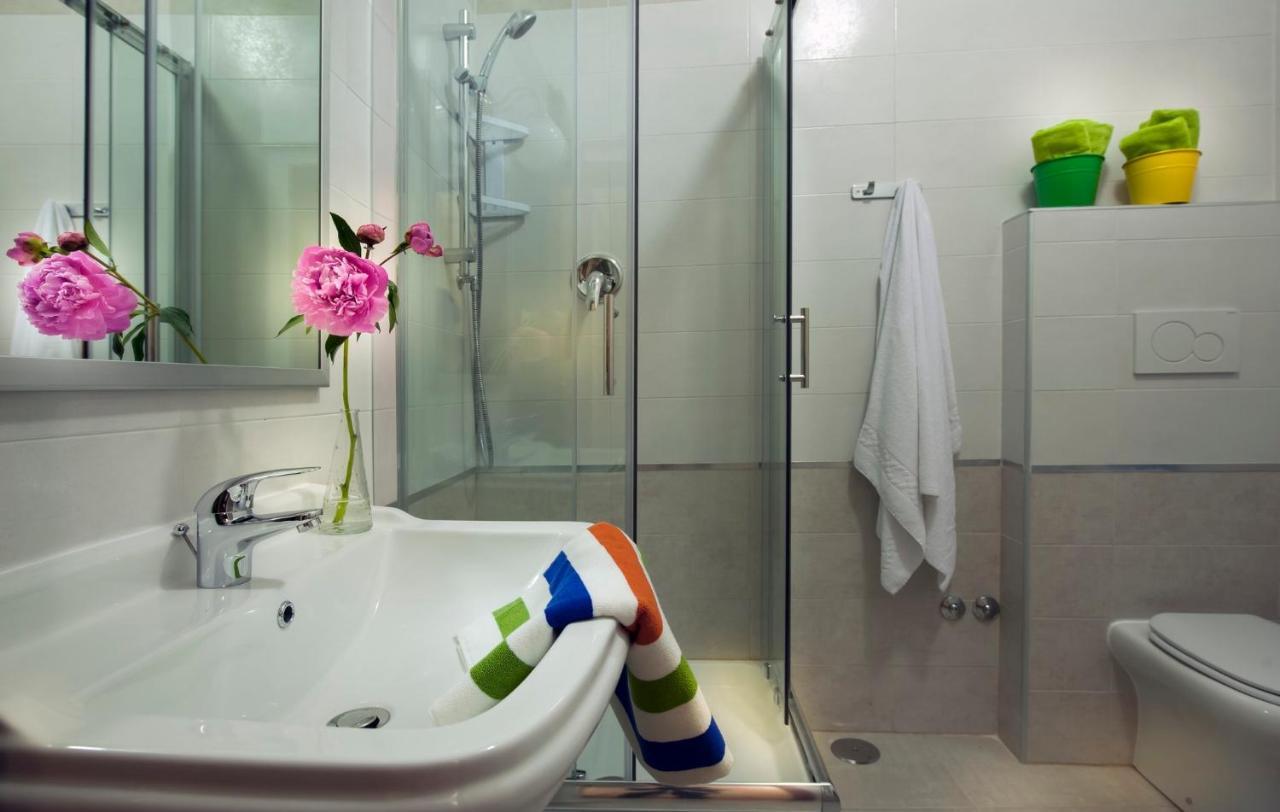 Budget Rooms Des Artistes Rom Exterior foto